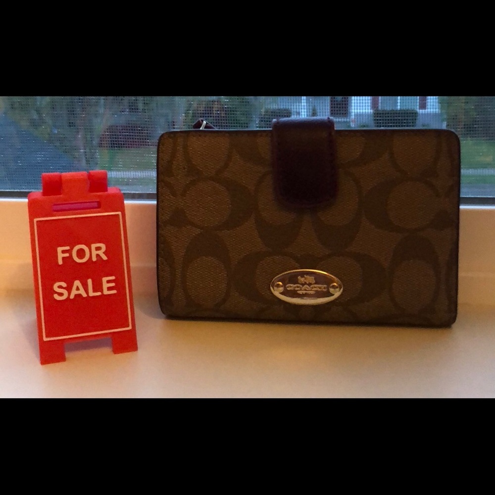 Gently used Coach Wallet